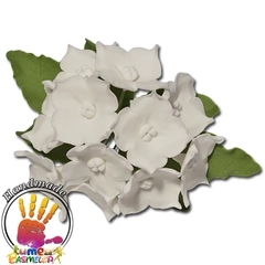 Fehér hortenzia cukormasszából - Lumea
