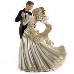 Nászpár arany menyasszonyi ruhával - Lumea