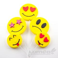 Több "Smiley" dekoráció cukormasszából - Lumea