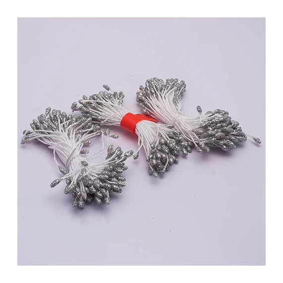 Ezüst színű bibe 3 mm, 240 db.