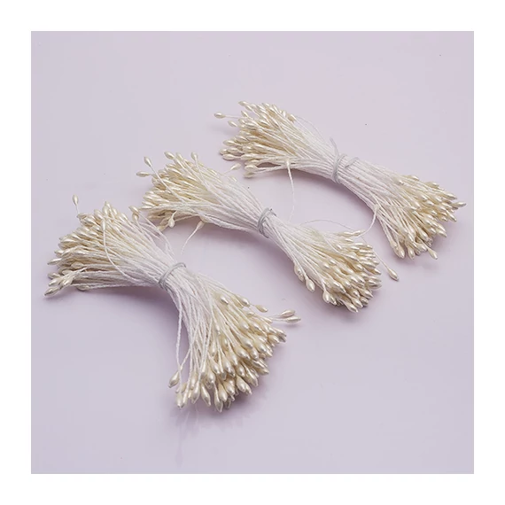 Ivory színű bibe 2 mm, 240 db.